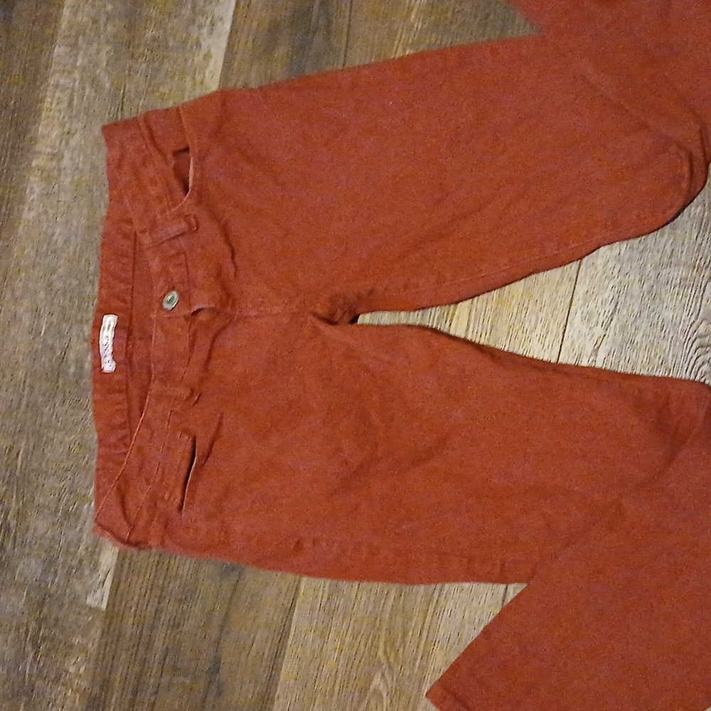 Red Guess jeans - Picture 2 of 9